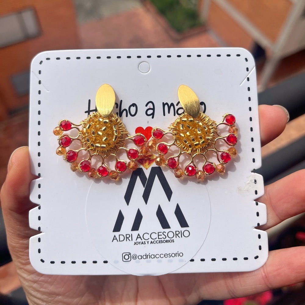 earrings made of TPC wire with a bronze base in gold bath